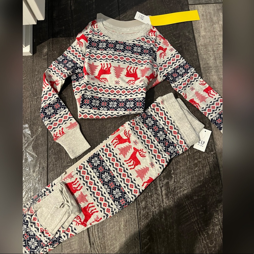 Childrens Gap Holiday Pajamas
